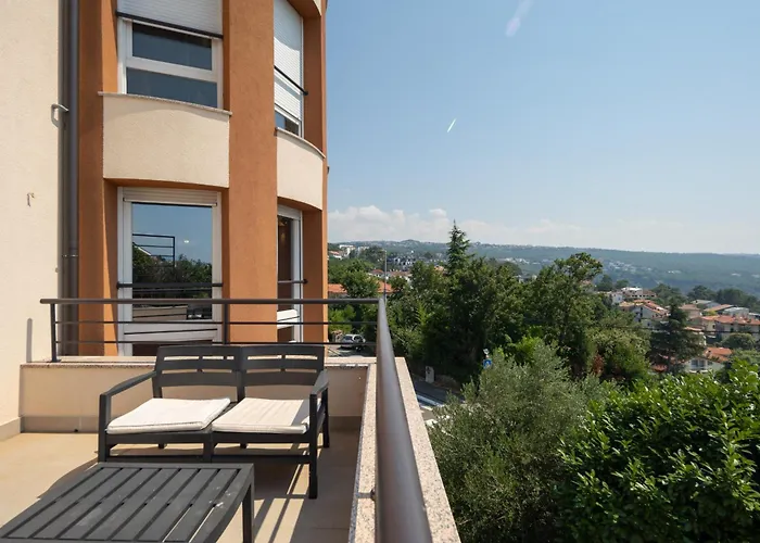 Апартаменти Sunrise